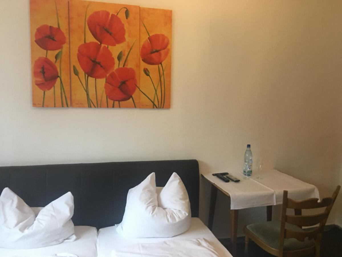 Hotel Zum Taunus Eppstein Luaran gambar